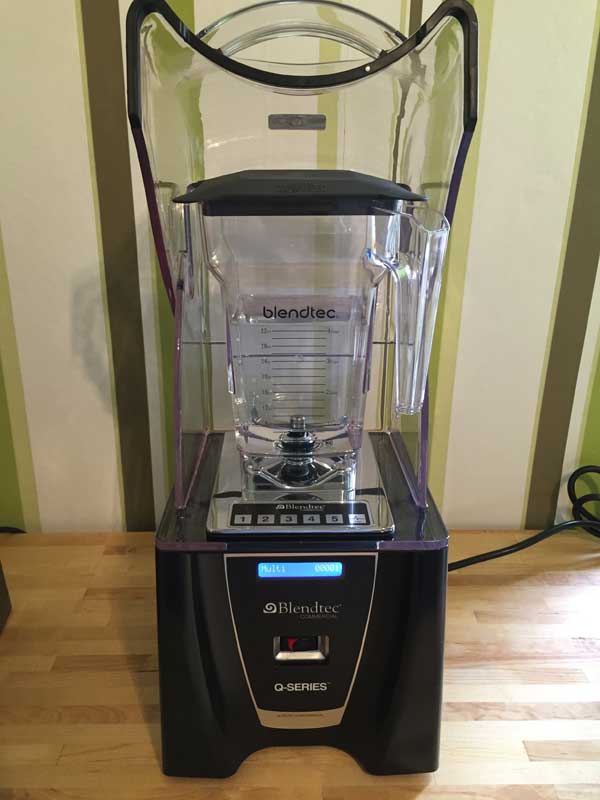 Hochleistungsmixer Blendtec Connoisseur 825 (QSeries Smoother