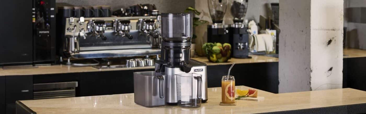 Hurom-CP50-Gastro-SlowJuicer
