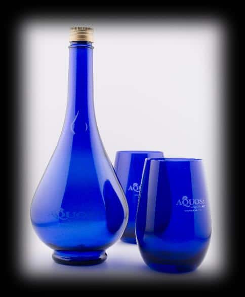 AQUOSS Premium Geschenkset mit blauen Murano-Glasflaschen und Glaesern